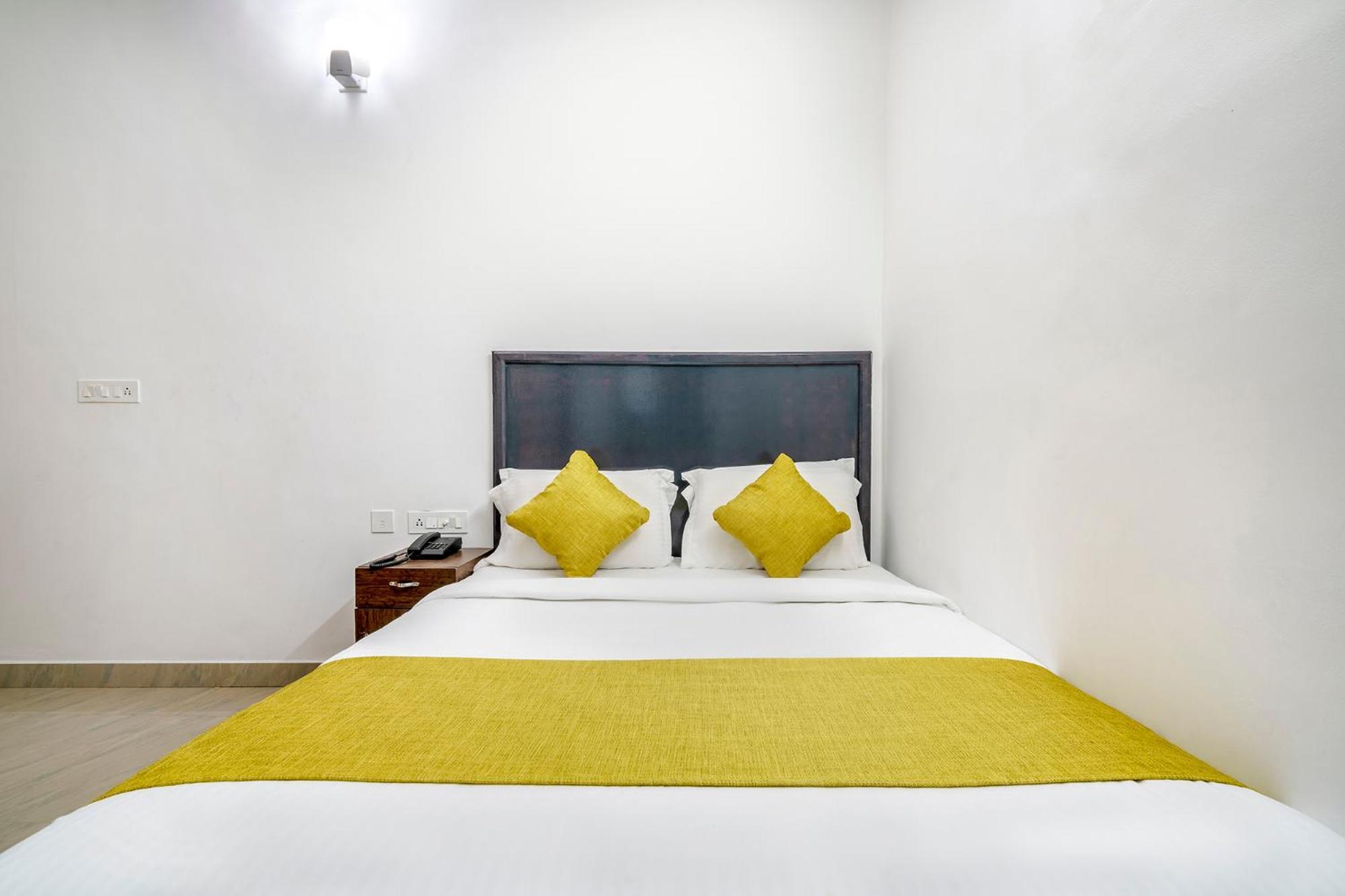 Fabhotel Abrigo Residency Anaviratty Eksteriør bilde